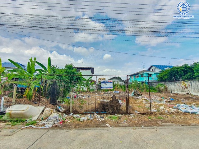 *****ที่ดินเปล่าในโซนกรุงเทพฯ ซอยหมู่บ้านเศรษฐกิจ เลียบคลองทวีวัฒนา เนื้อที่กว้างขวางมากถึง 1 งาน 18 ตร.ว. บนทำเลแห่งการเดินทาง เชื่อมต่อรถไฟฟ้าสายสีน้ำเงินส่วนต่อขยาย "สถานีบางแค" จองด่วน!